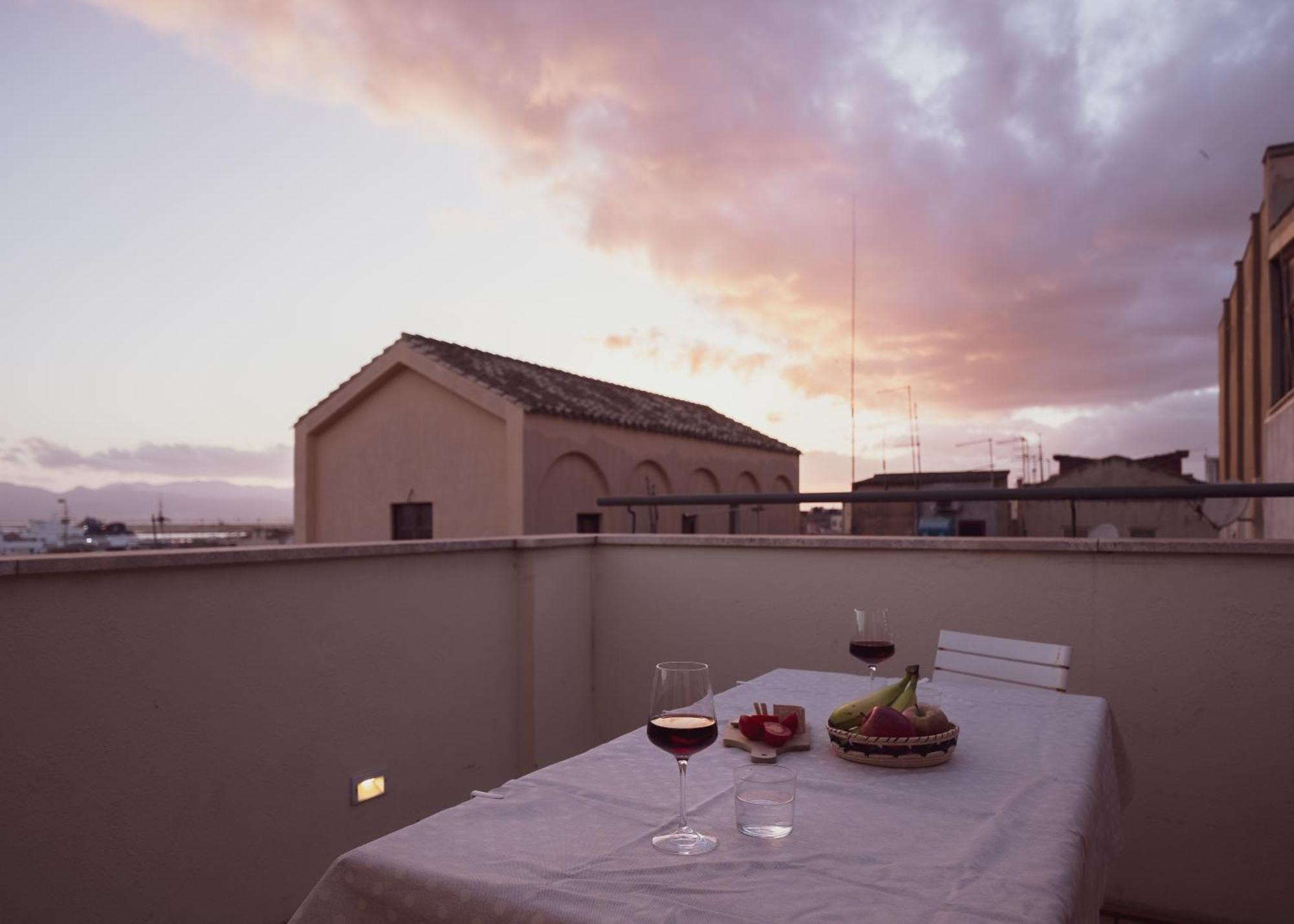 Appartamento Blue Domus Cagliari Esterno foto
